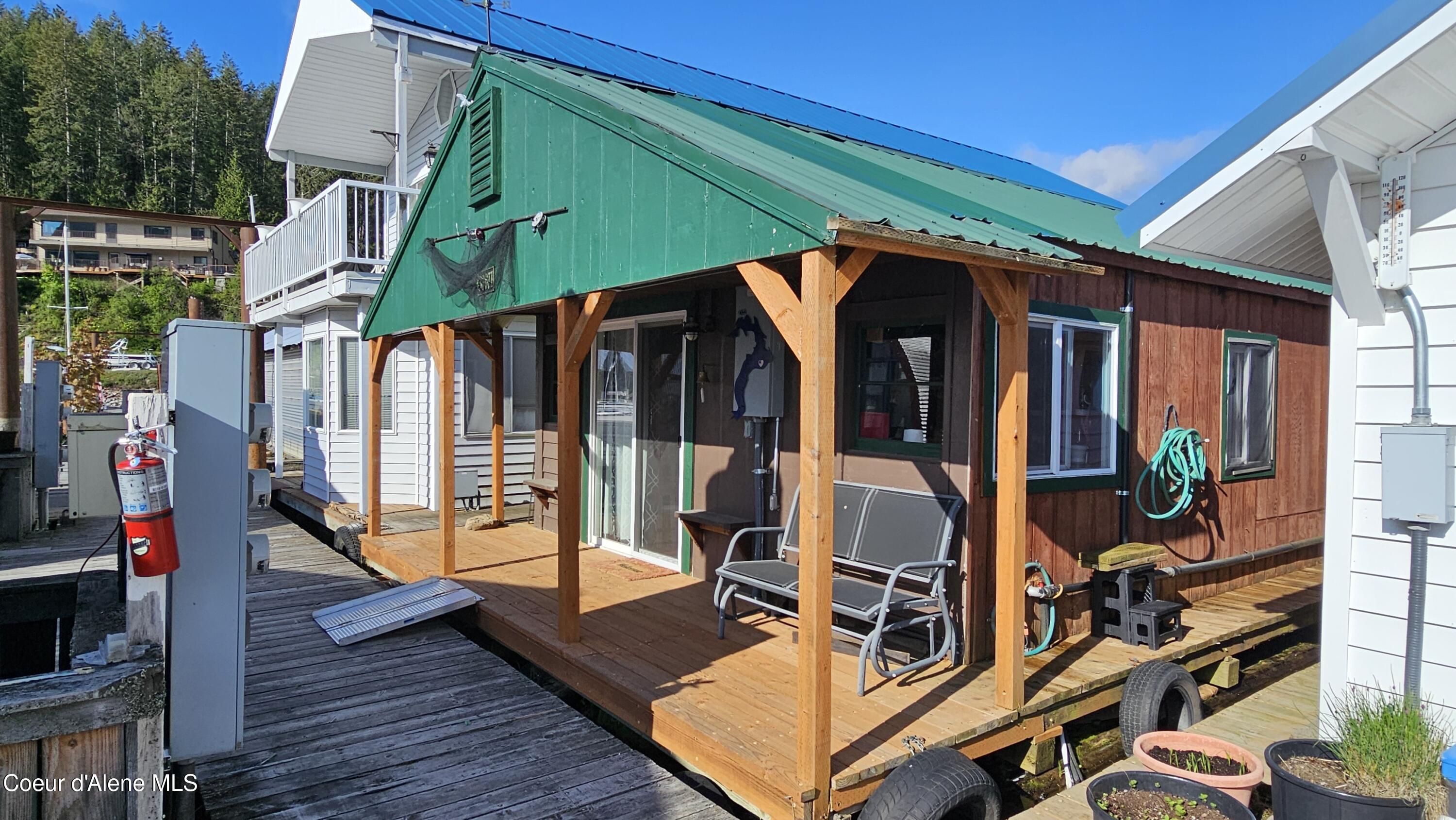 33671 N Macdonalds 2nd Dock Road, Bayview, Alaska image 3