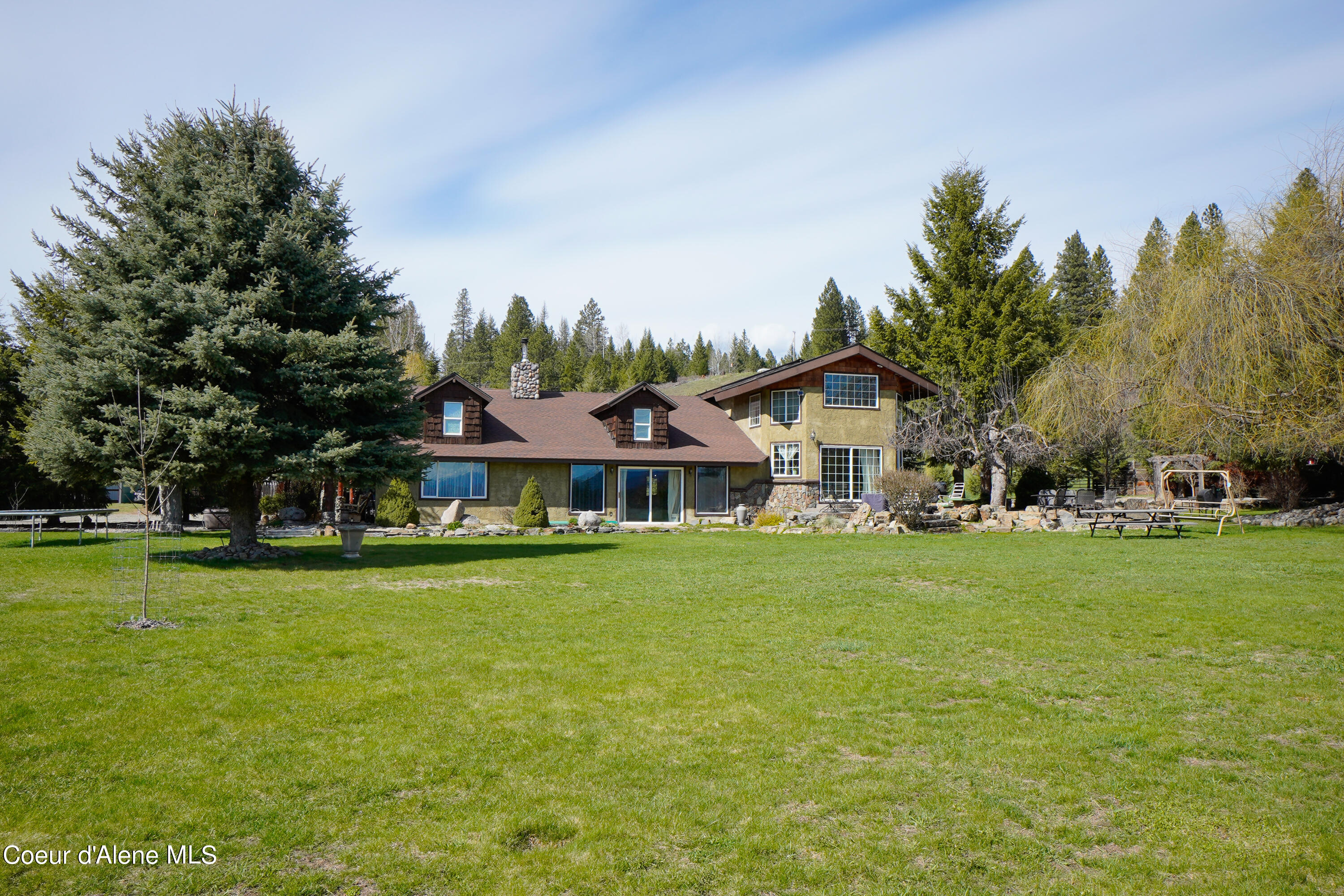 176 Settlers Lane, Moyie Springs, Idaho image 2