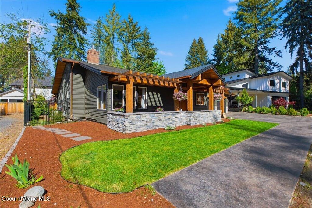 Photo of 10231 Fairway DR, Hayden Lake, ID 83835 (MLS # 26-4657)