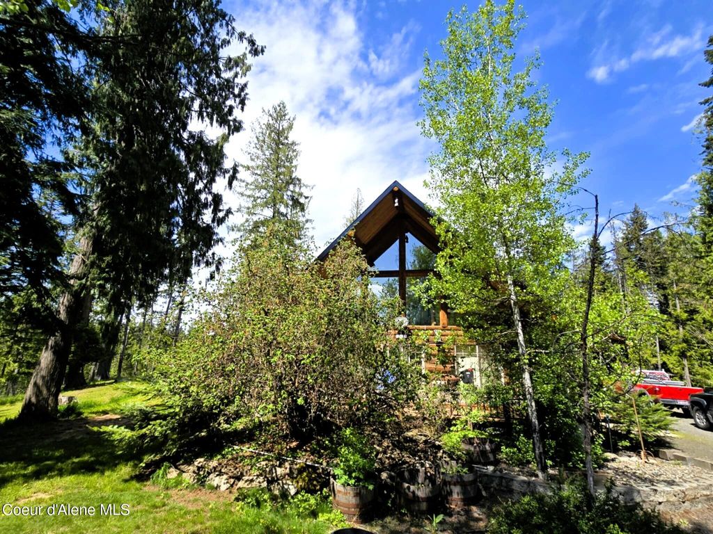 Photo of 68 Panorama, Lenore, ID 83541 (MLS # 25-4469)