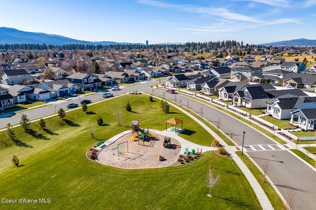 Photo of 984 Allenby, Post Falls, ID 83854 (MLS # 26-2873)