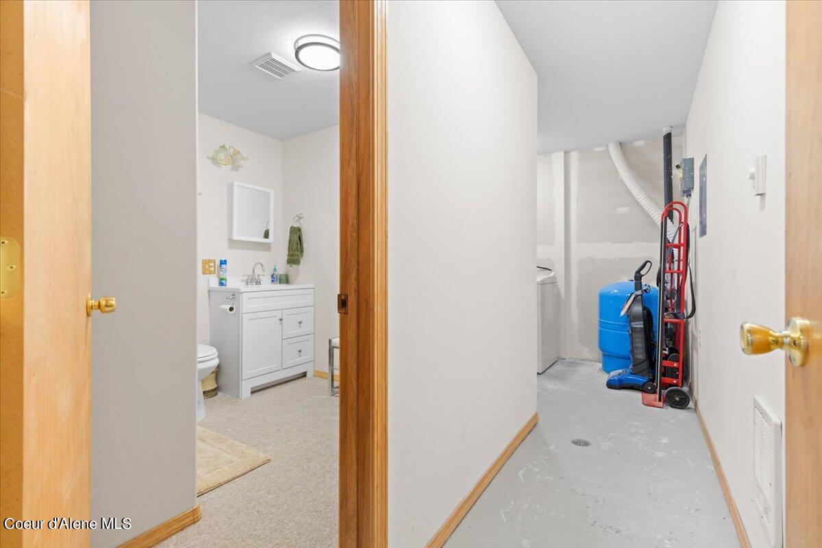 145 Hunters Haven, Careywood, Idaho image 38