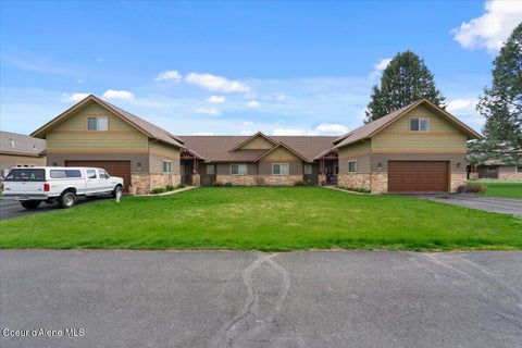 Townhouse For Sale - 50 Bellflower Ct<br/> Blanchard, ID 83804