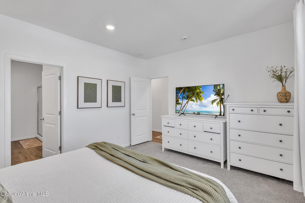 Photo of 5306 Aquila, Post Falls, ID 83854 (MLS # 26-3395)