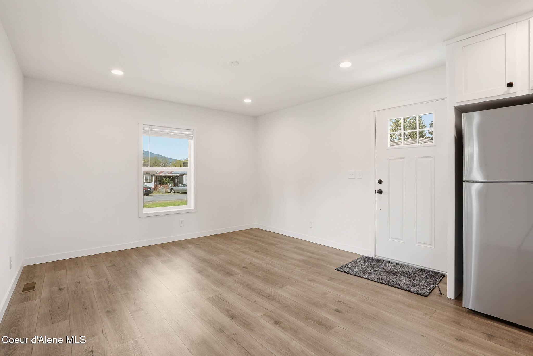 11776 Hauser Lake SPC 21