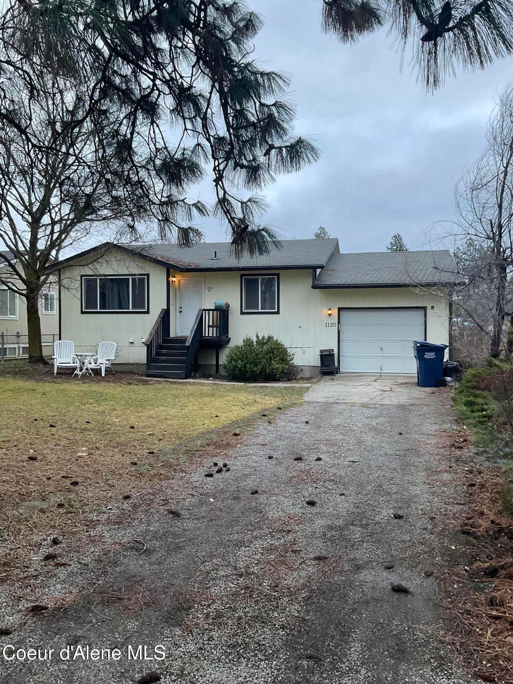 Photo of 1120 N Frederick St, Post Falls, ID 83854 (MLS # 25-348)