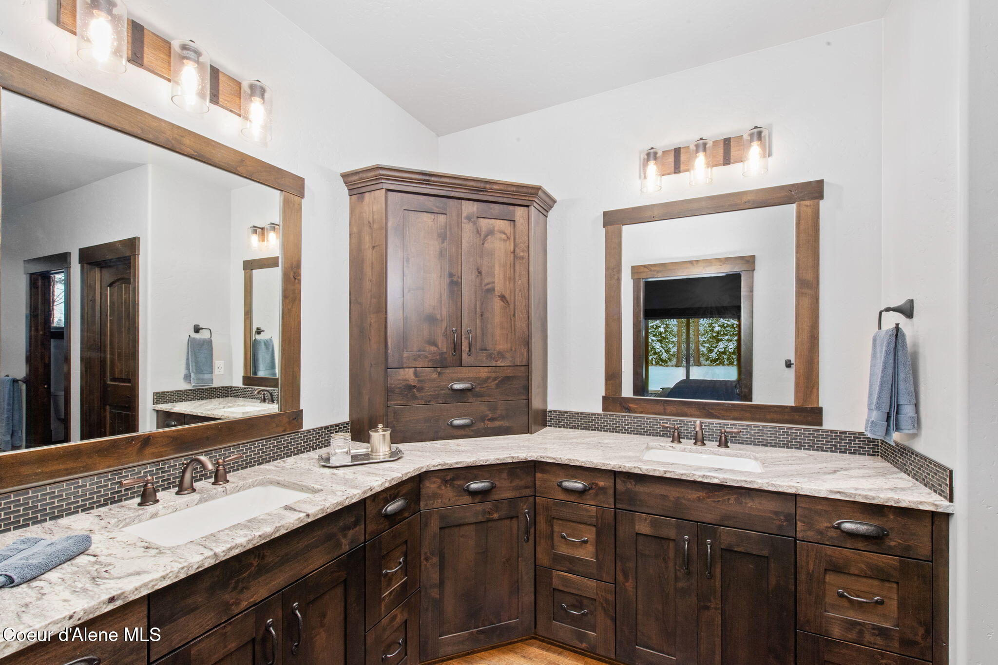 Hayden, Idaho, 83835, United States, 3 Bedrooms Bedrooms, ,3 BathroomsBathrooms,Residential,Active,2019491