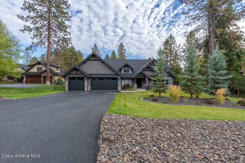 Photo of 11352 Enchantment Ln, Hayden, ID 83835 (MLS # 26-1463)