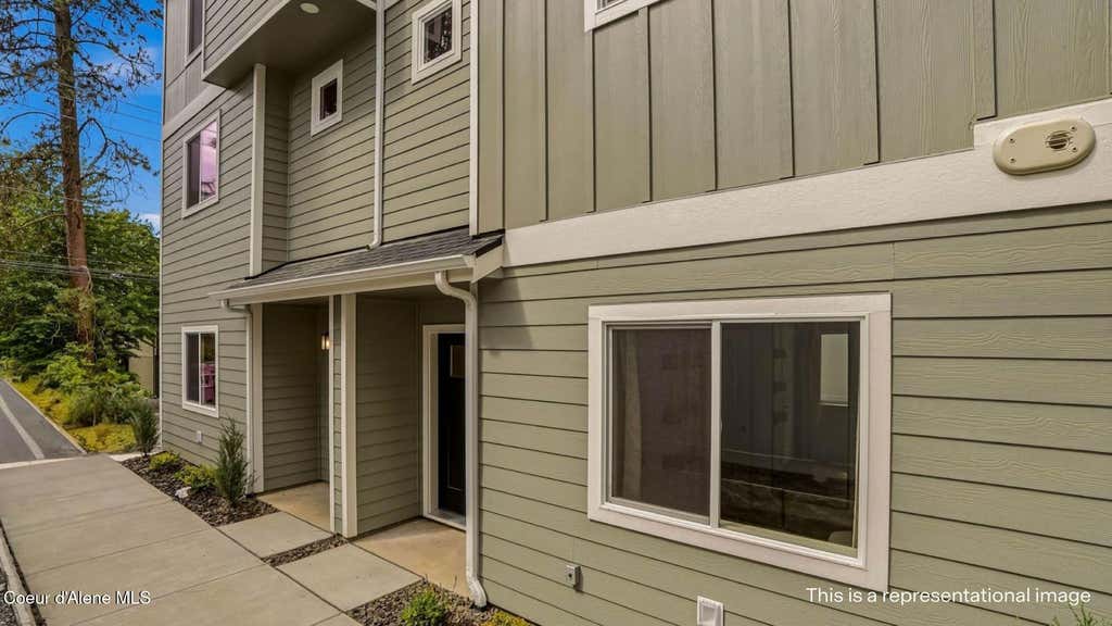 Photo of 1117 Pinewood, Coeur dAlene, ID 83814 (MLS # 26-5701)