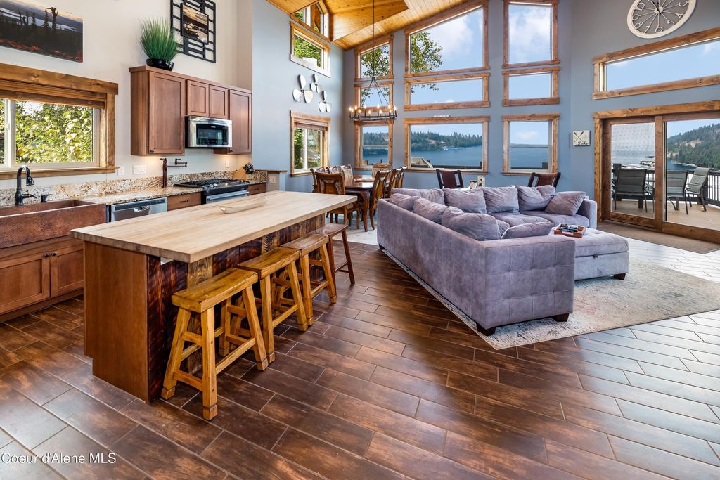 Photo of 37 Vacation Ct, Coolin, ID 83821 (MLS # 25-10241)