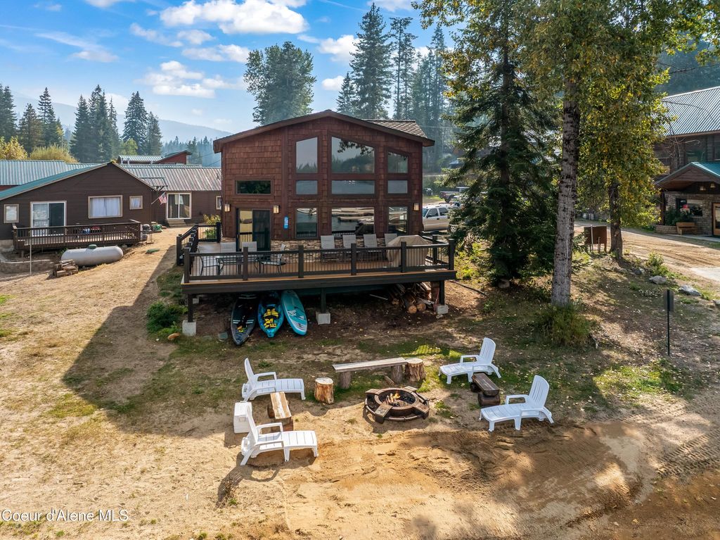 Photo of 37 Vacation Ct, Coolin, ID 83821 (MLS # 25-10241)