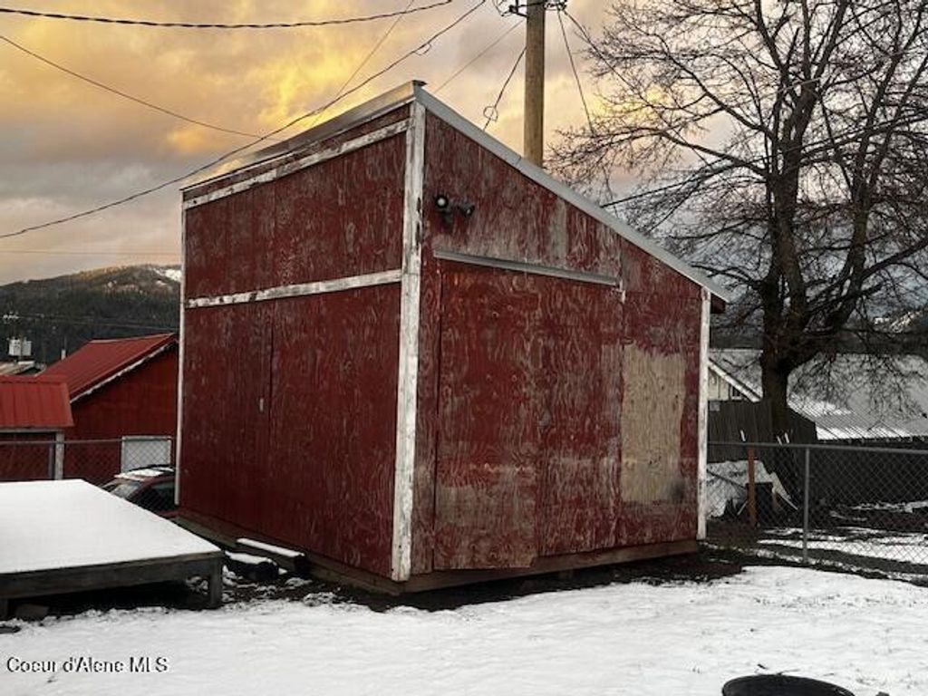 Photo of 328 7th St, St. Maries, ID 83861 (MLS # 26-289)