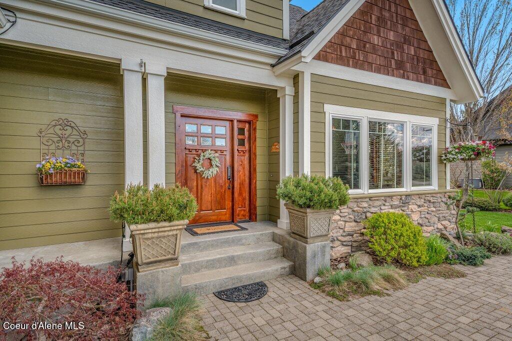 12844 Pebble Creek
