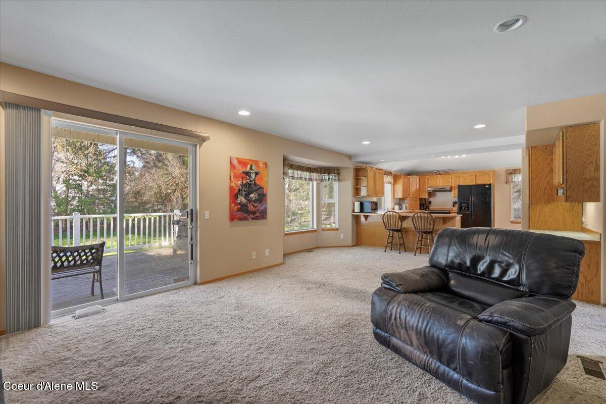 3089 E Lake Forest, Hayden Lake, Alaska image 22