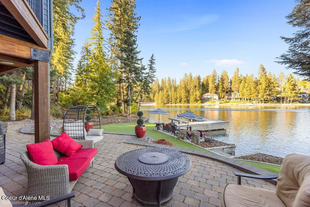 8817 Riverview