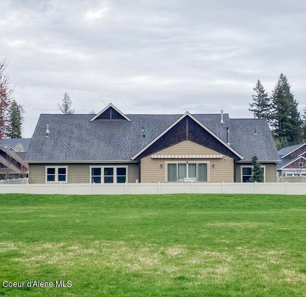 Photo of 966 Hurricane Dr, Hayden, ID 83835 (MLS # 26-3387)