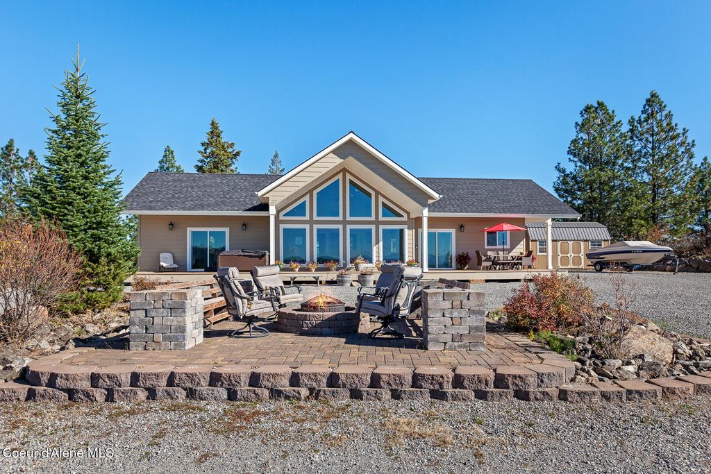 Photo of 10824 Payment Peak, Hauser, ID 83854 (MLS # 26-1607)