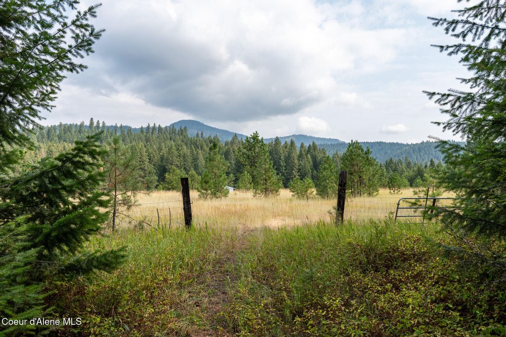 Photo of NKA Crystal Springs Ln Ln, Rathdrum, ID 83858 (MLS # 25-9994)