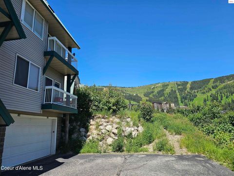 Photo of 107 Cornice Ct # 308, Sandpoint, ID 83864 (MLS # 26-431)