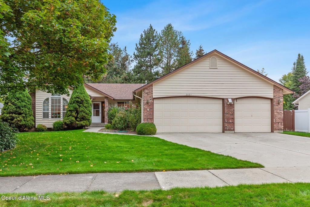 Photo of 2601 THOMAS HILL Hill, Coeur dAlene, ID 83815 (MLS # 26-9758)