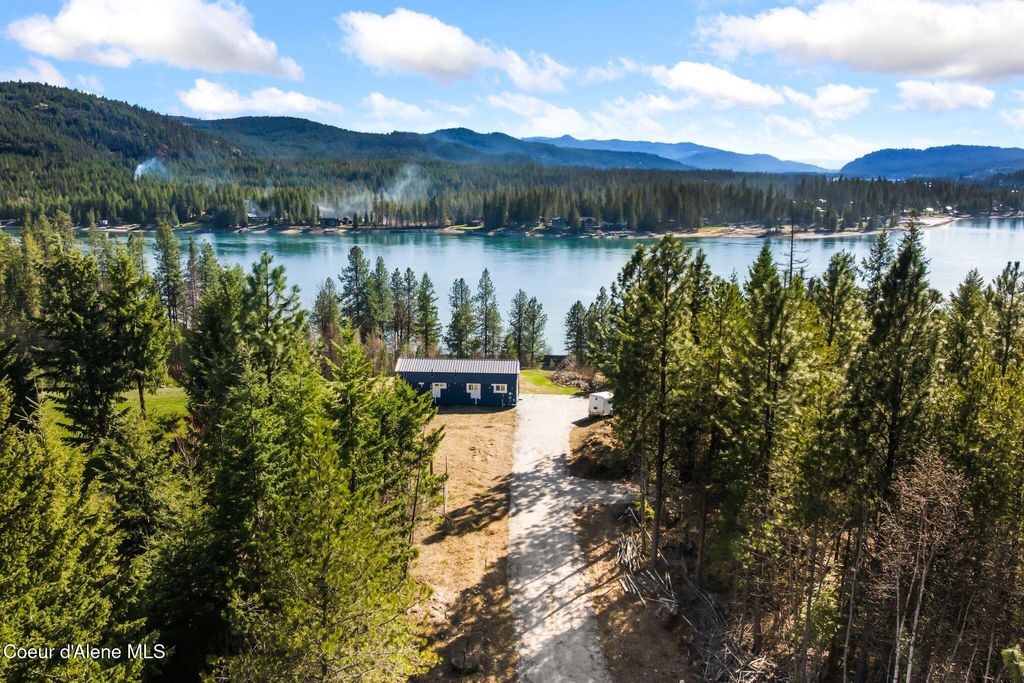 Photo of 80 Voltage drive Drive, Sandpoint, ID 83864 (MLS # 26-2857)