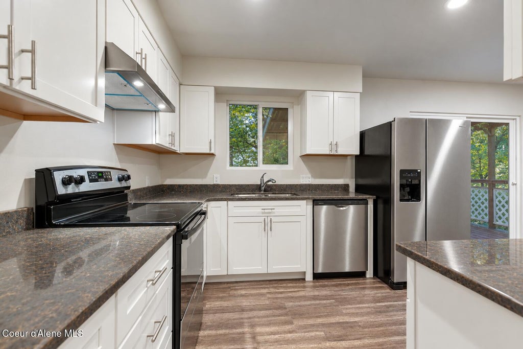 Photo of 1014 Gilbert AVE, Coeur dAlene, ID 83815 (MLS # 26-10588)