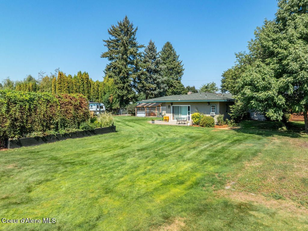 Photo of 1772 HANLEY Ave, Dalton Gardens, ID 83815 (MLS # 25-8964)