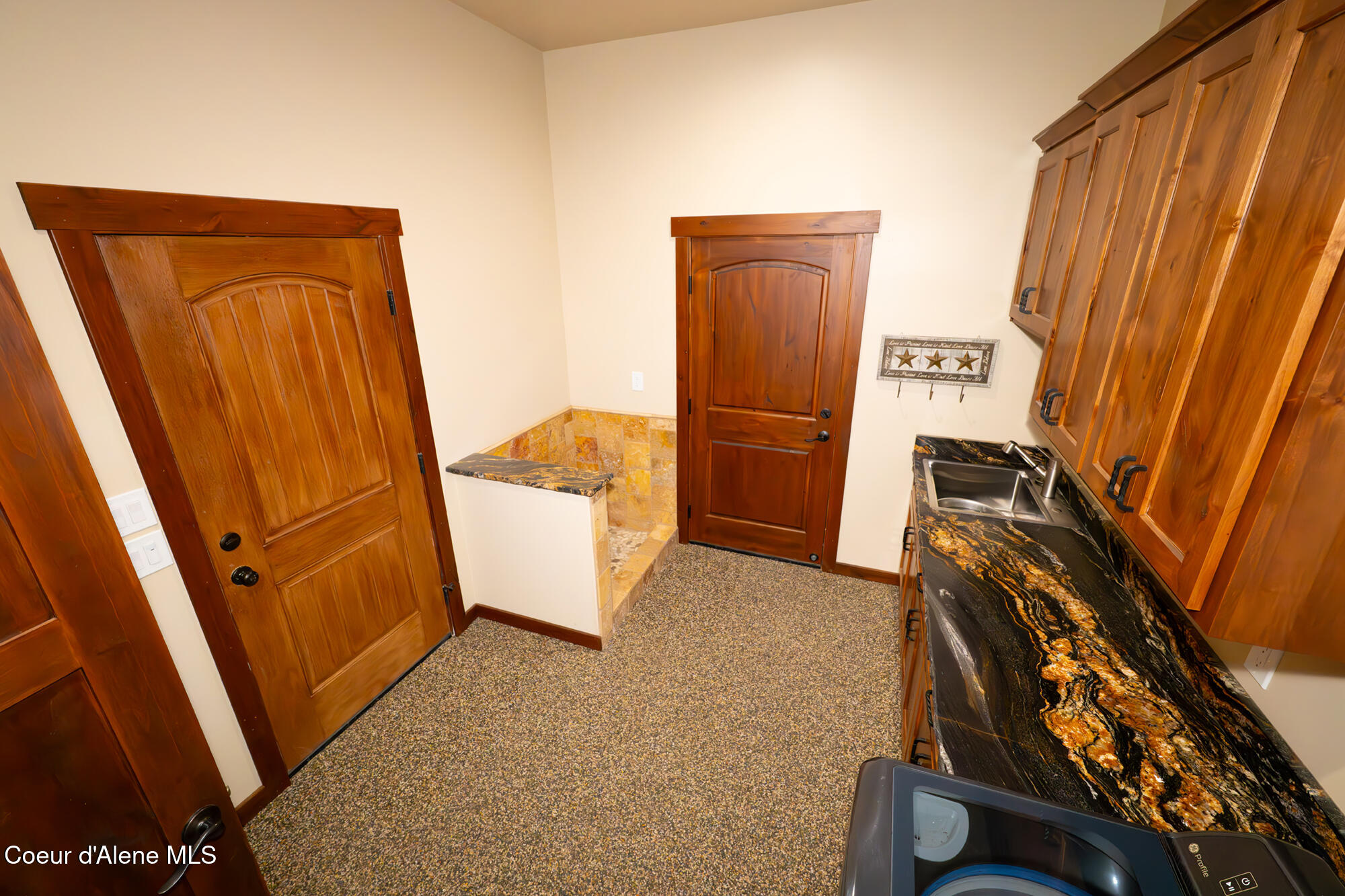9057 W Benton Way, Coeur d'Alene, Alaska image 48