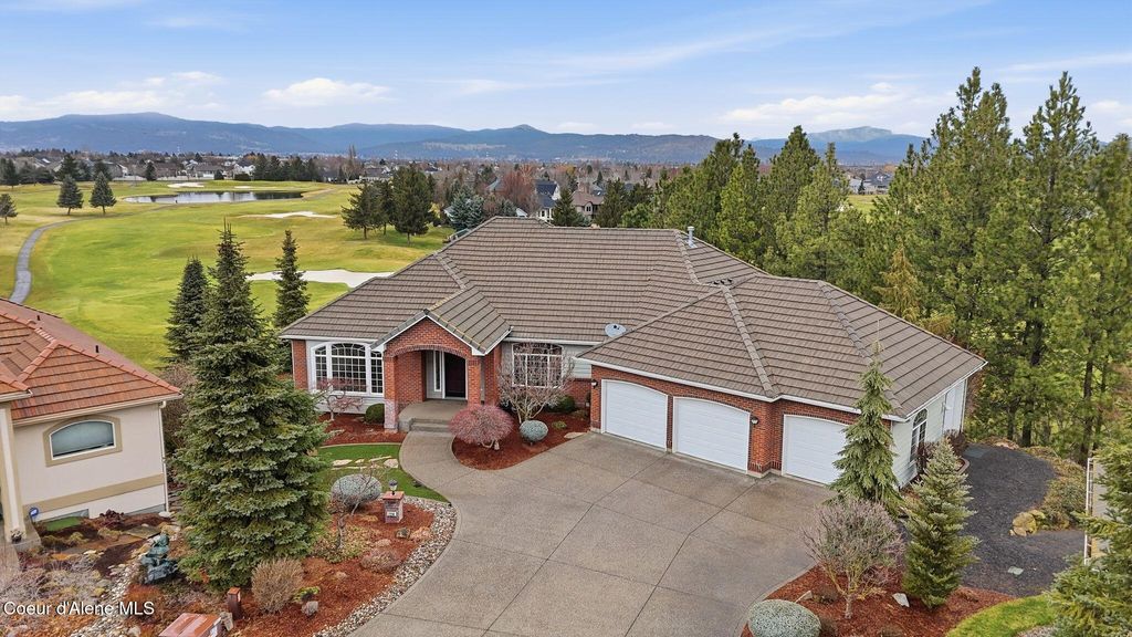 Photo of 724 Lancashire Ln, Liberty Lake, WA 99019 (MLS # 26-1759)