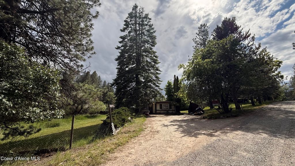 Photo of 6616 Cartwright RD, Coeur dAlene, ID 83814 (MLS # 26-6092)