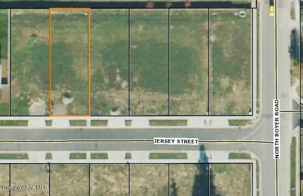 Photo of 1120 Jersey St, Sandpoint, ID 83864 (MLS # 26-1961)