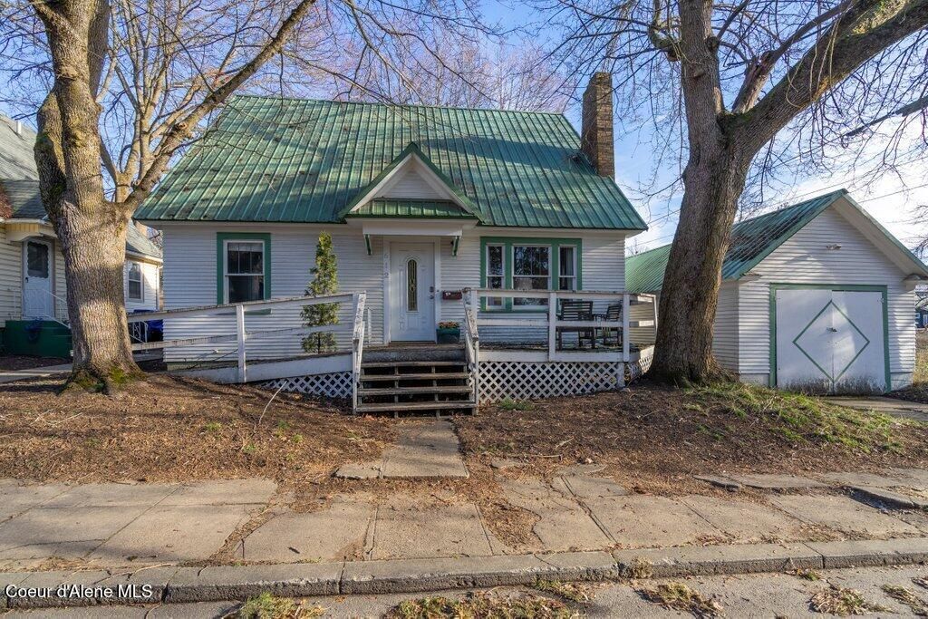 Photo of 612 2nd, Coeur dAlene, ID 83814 (MLS # 26-1300)