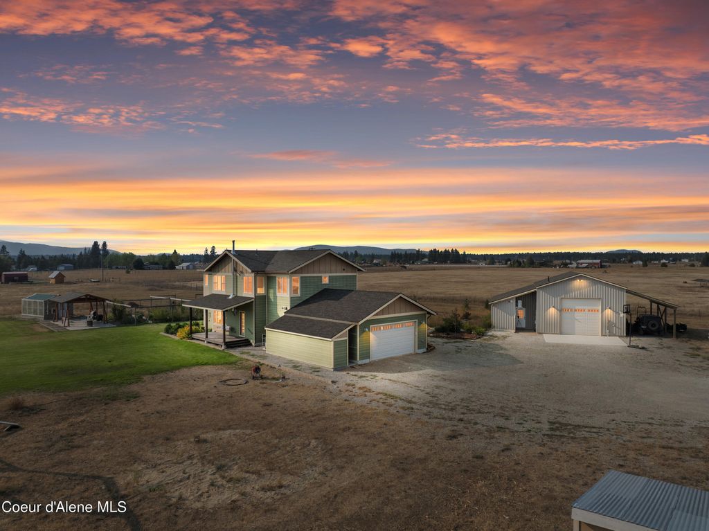 Photo of 2238 Blaine St, Athol, ID 83801 (MLS # 26-1384)