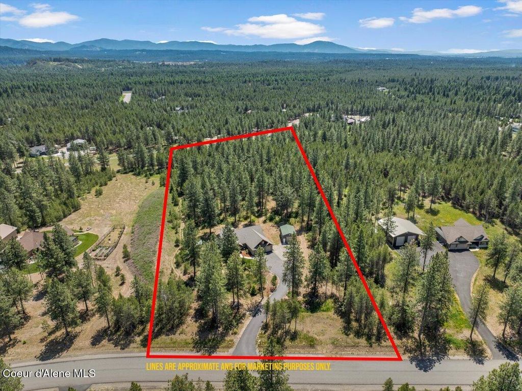 Photo of 23378 PROMINENCE Rd, Rathdrum, ID 83858 (MLS # 25-6254)