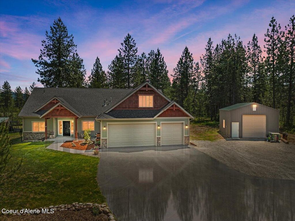 Photo of 23378 PROMINENCE Rd, Rathdrum, ID 83858 (MLS # 25-6254)