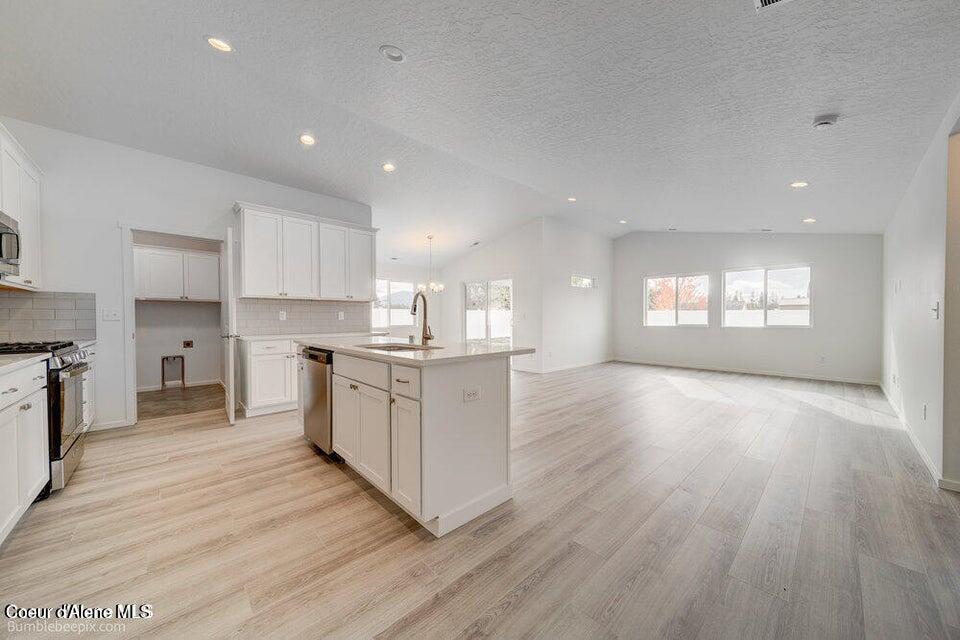 4321 N Arrowleaf Lp Loop, Post Falls, Idaho image 16