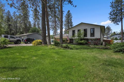 Photo of 5792 Parkwood CIR, Coeur dAlene, ID 83815 (MLS # 26-5872)