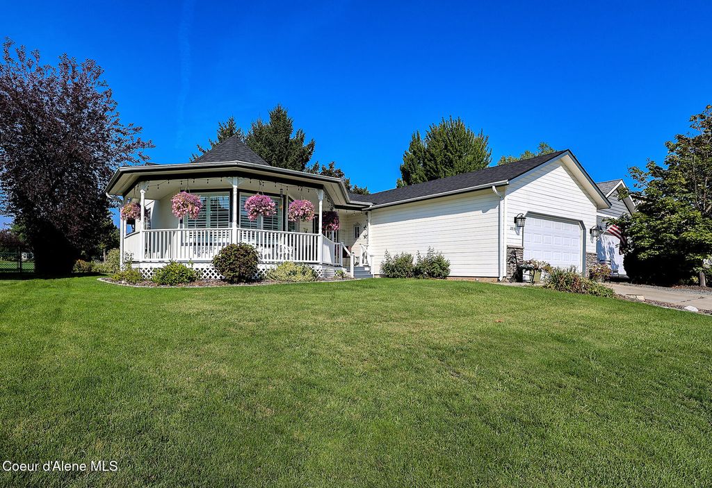 Photo of 2815 SLICE Dr, Post Falls, ID 83854 (MLS # 25-9077)