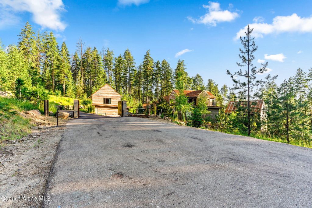 Photo of 6361 CORMORANT Ct, Harrison, ID 83833 (MLS # 25-5322)