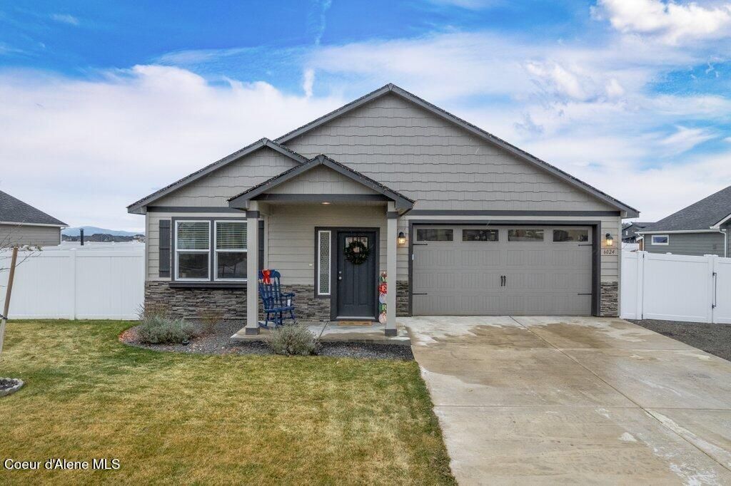 Photo of 6024 Quinn Way Way, Rathdrum, ID 83858 (MLS # 25-11314)