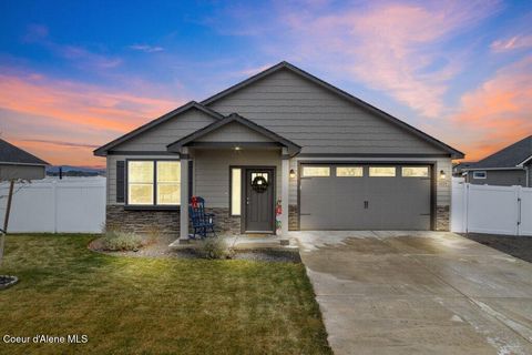 Photo of 6024 Quinn Way Way, Rathdrum, ID 83858 (MLS # 25-11314)