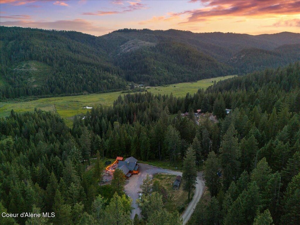 Photo of 21807 Doyle Rd, Cataldo, ID 83810 (MLS # 25-6352)