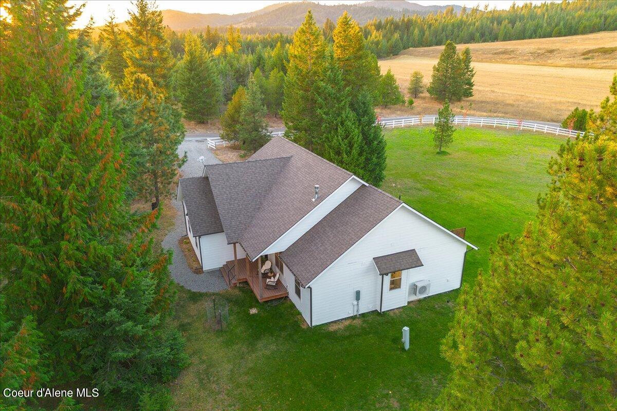 102 Locust Ln, Priest River, Idaho image 1