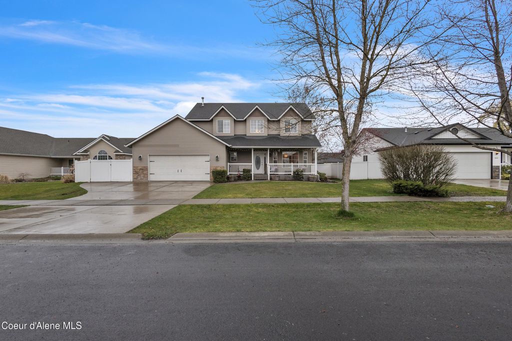 Photo of 1055 Warm Springs Springs, Post Falls, ID 83854 (MLS # 26-3545)