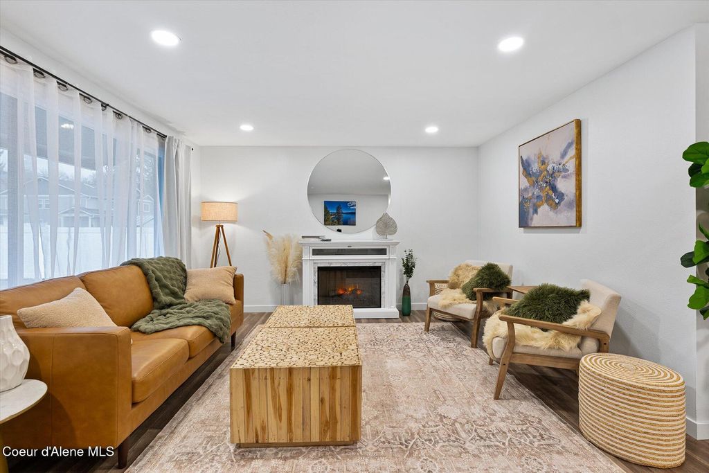 Photo of 1502 Stiner, Coeur dAlene, ID 83815 (MLS # 26-2566)