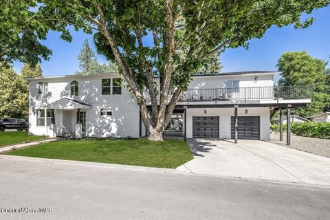 Photo of 202 18TH St, Coeur dAlene, ID 83814 (MLS # 25-11243)