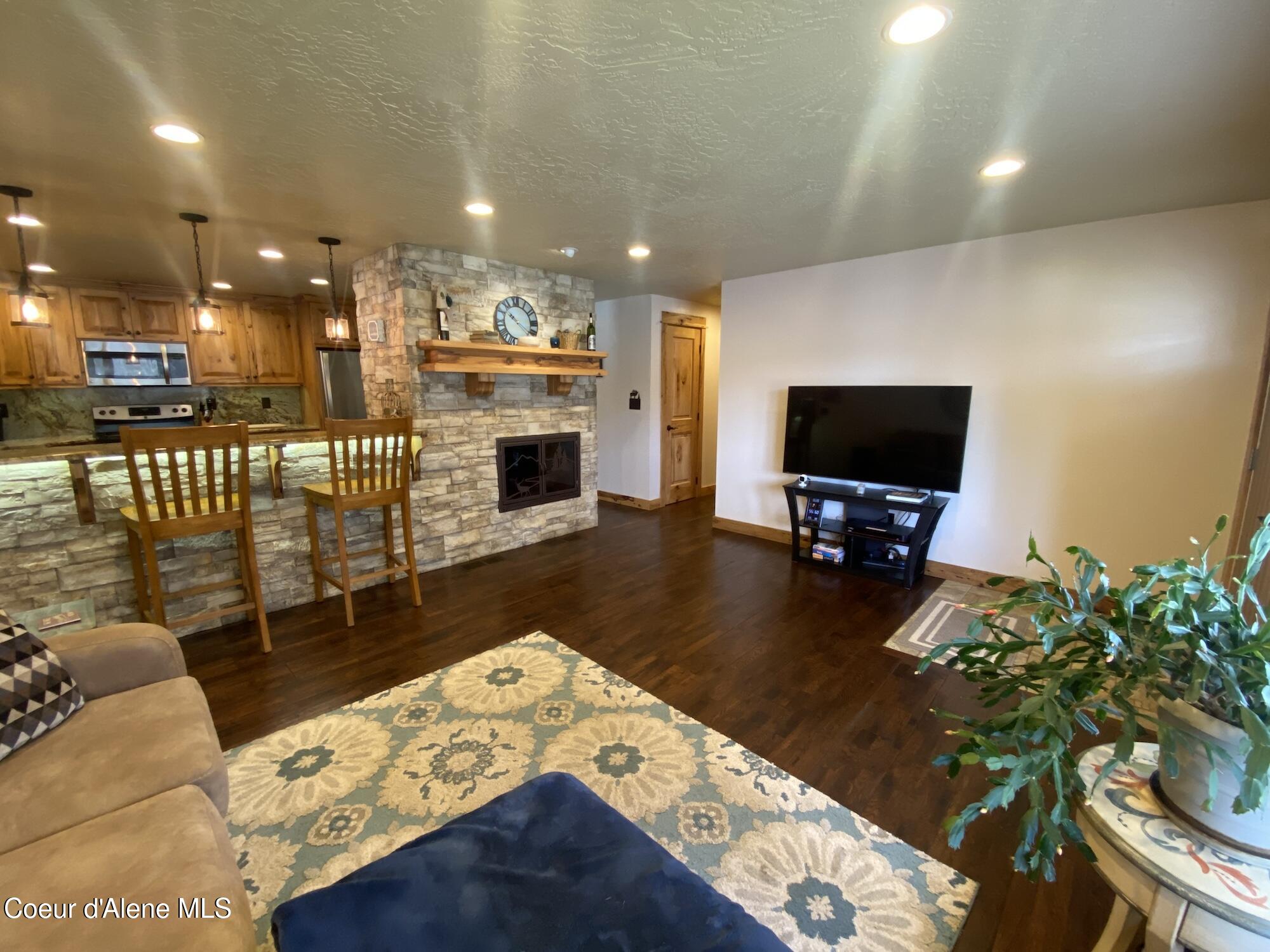 207 Sunset Dr, Pinehurst, Texas image 4