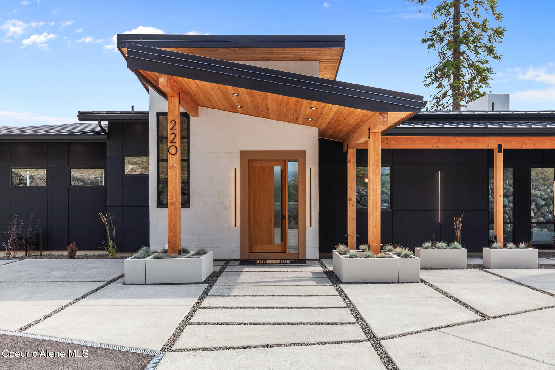 220 Millview Lane