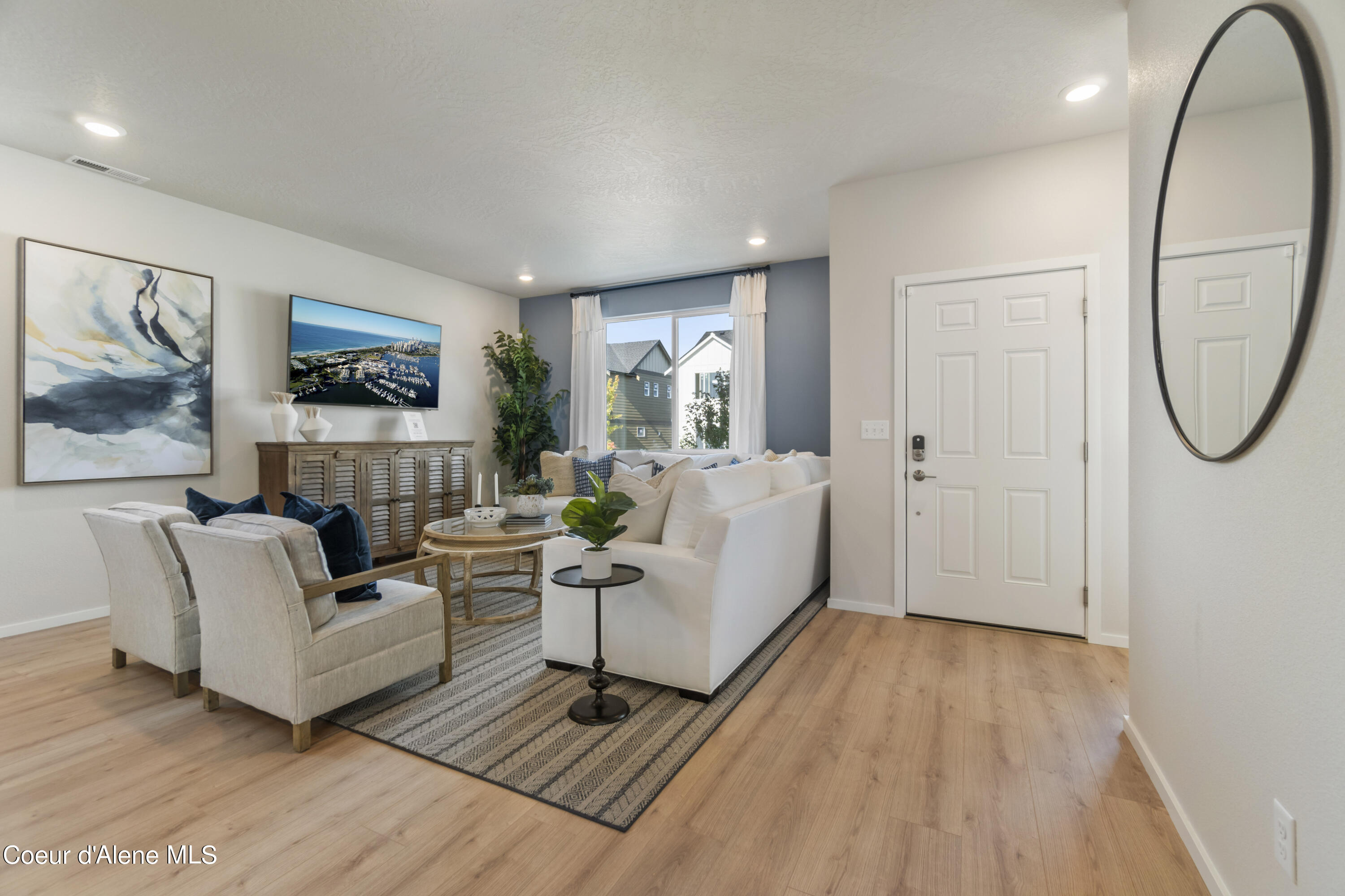 Hayden, Idaho 83835, United States, 4 Bedrooms Bedrooms, ,3 BathroomsBathrooms,Residential,Pending,55193