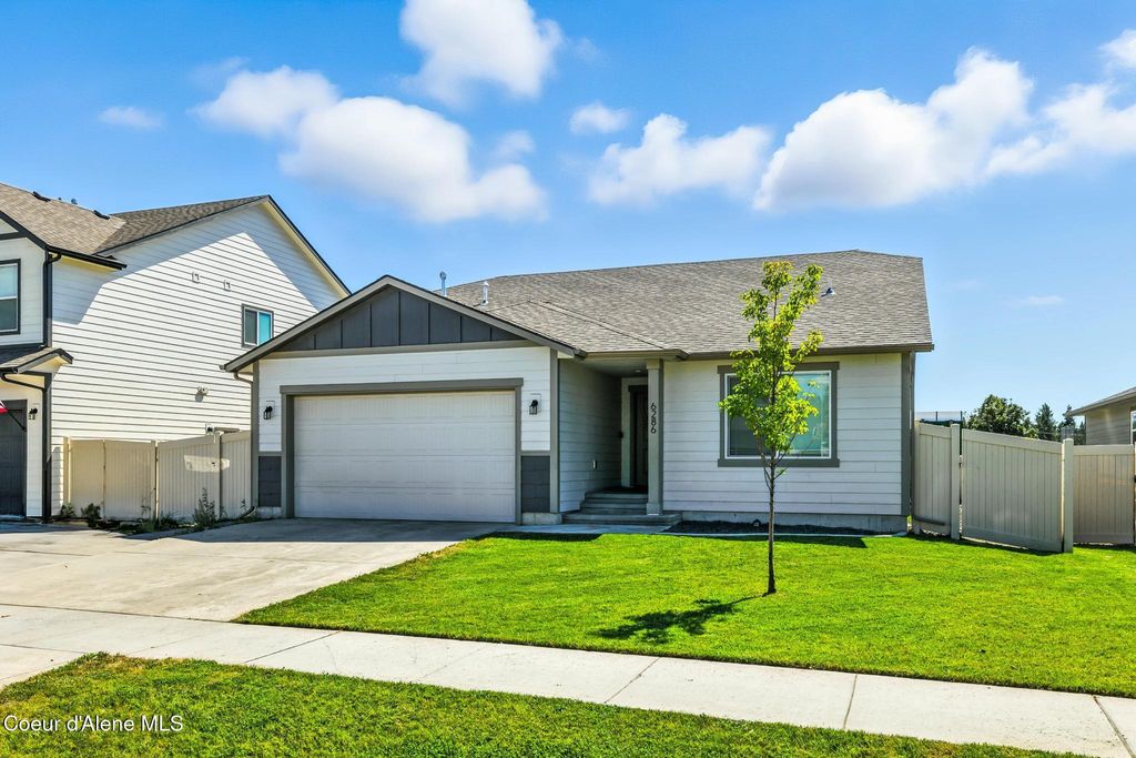 Photo of 6286 DAYTON Ave, Rathdrum, ID 83858 (MLS # 26-1102)